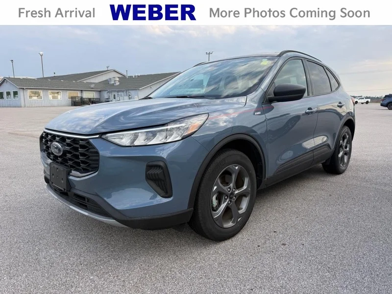 2025 Ford Escape ST-Line AWD's photo