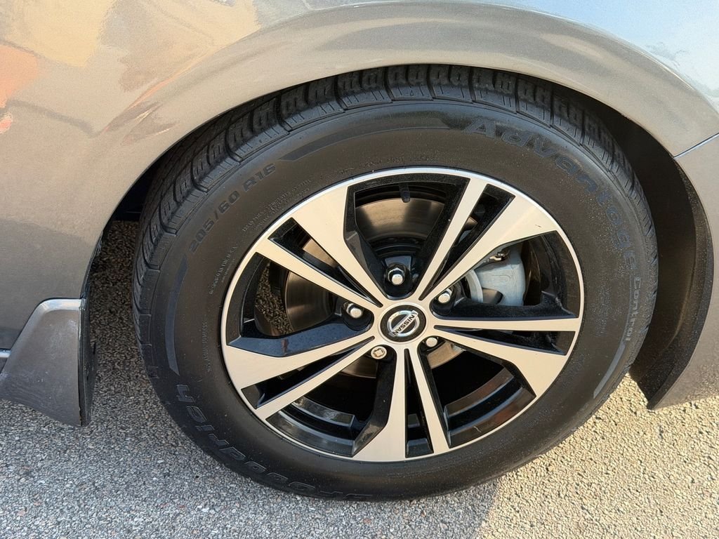 Used 2020 Gray Nissan SV image 20