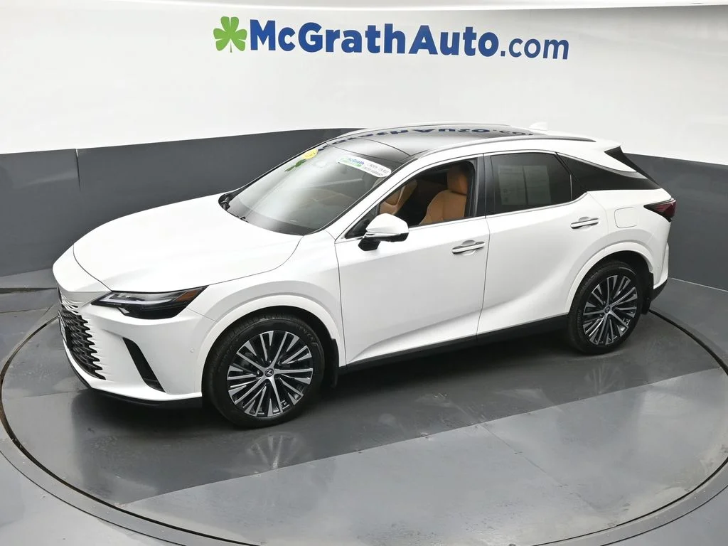 Used 2025 White Lexus 350 Premium Plus image 22