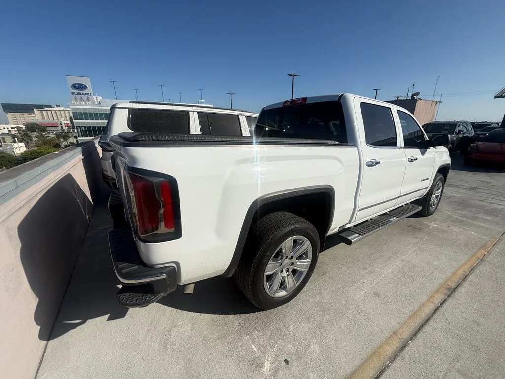Used 2018 White GMC SLT image 2