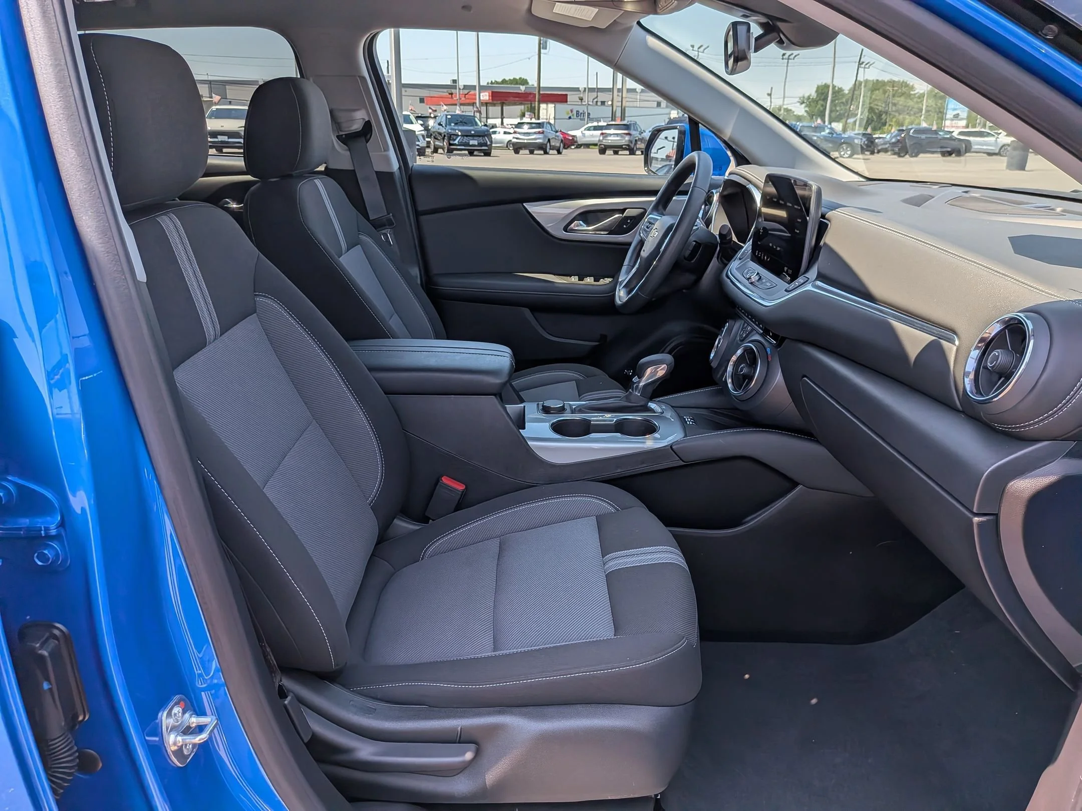 Used 2024 Riptide Blue Metallic Chevrolet LT image 27