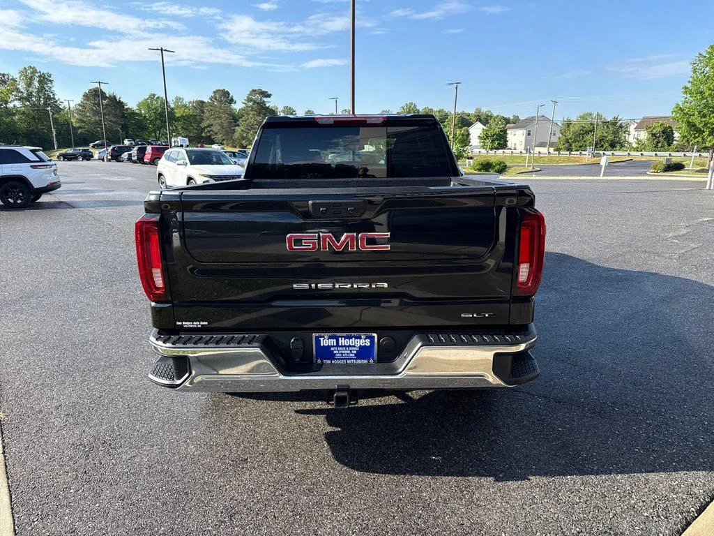 Used 2025 Onyx Black GMC 