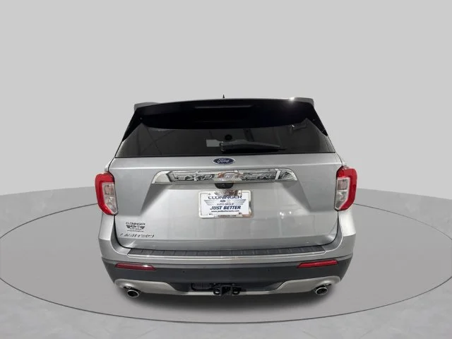 Used 2023 Silver Ford Limited image 9