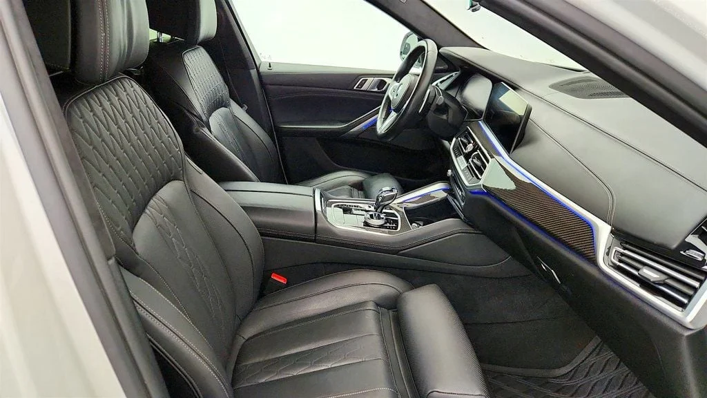 Used 2022 Alpine White BMW M50i SAC w/ Executive & Parking Assistance Pkgs + 22