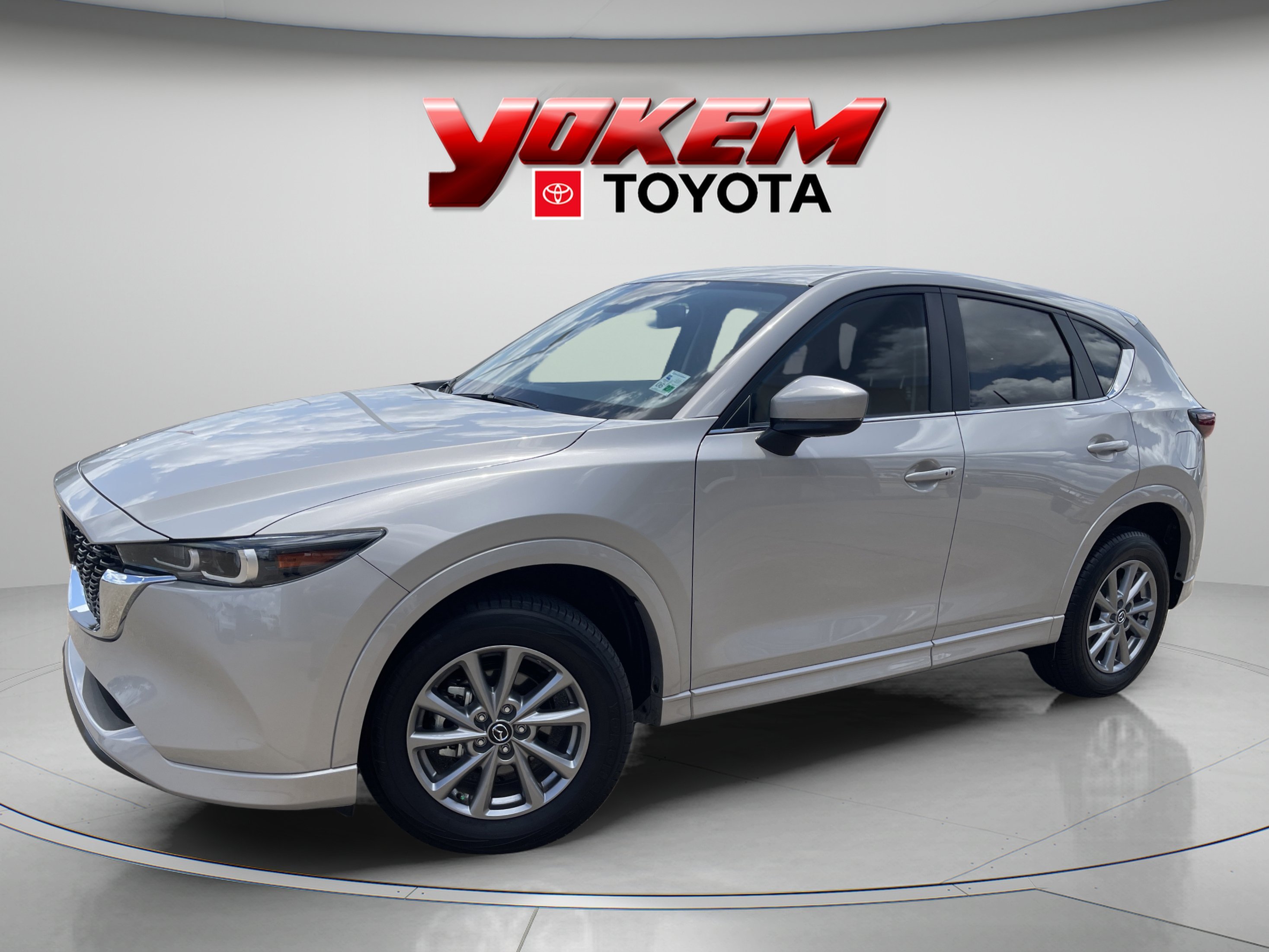 2025 Mazda CX-5 S Preferred package Auto AWD's photo