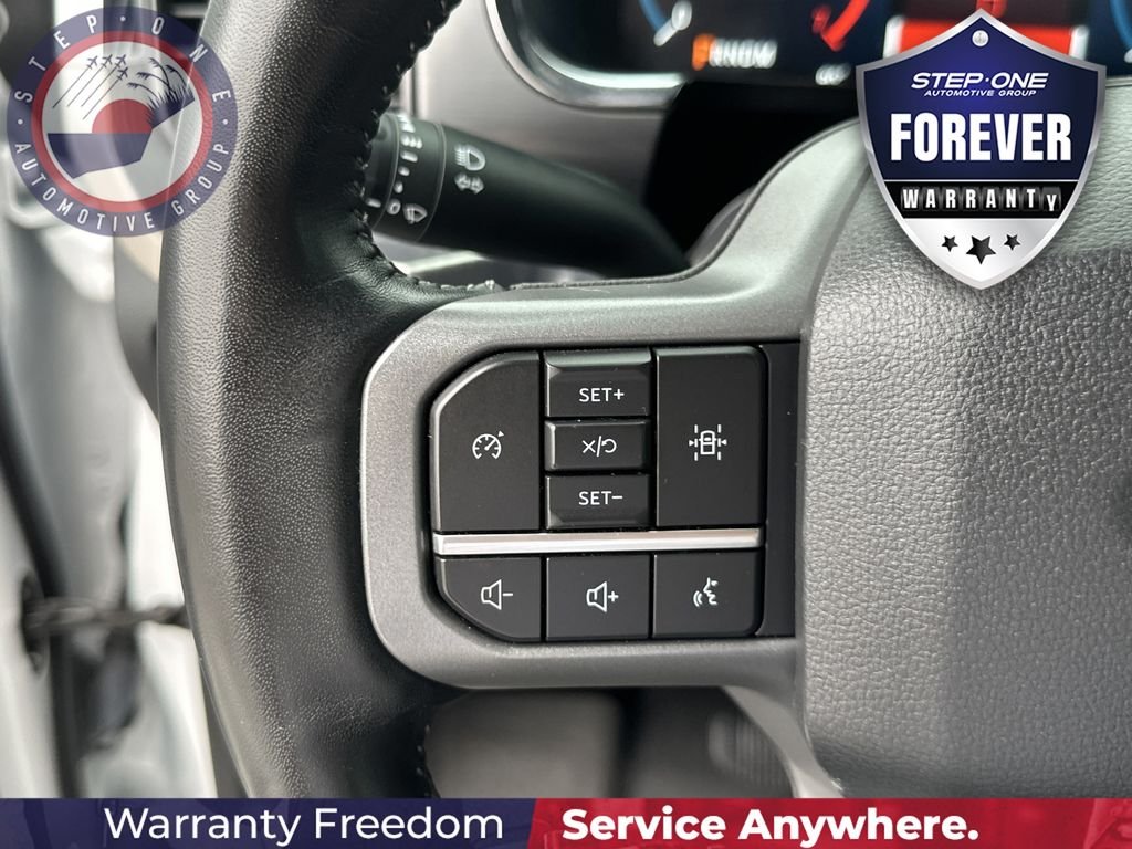 Used 2022 White Ford Lariat image 21