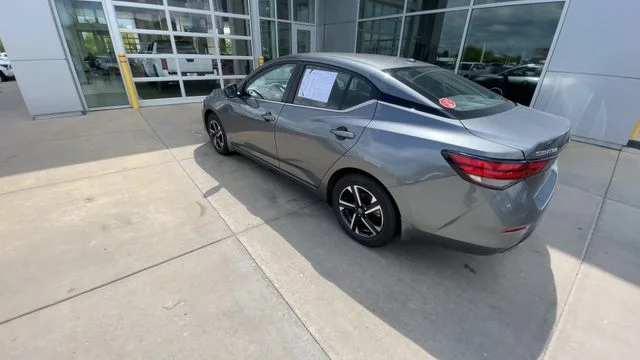 Used 2025 Gray Nissan SV image 8