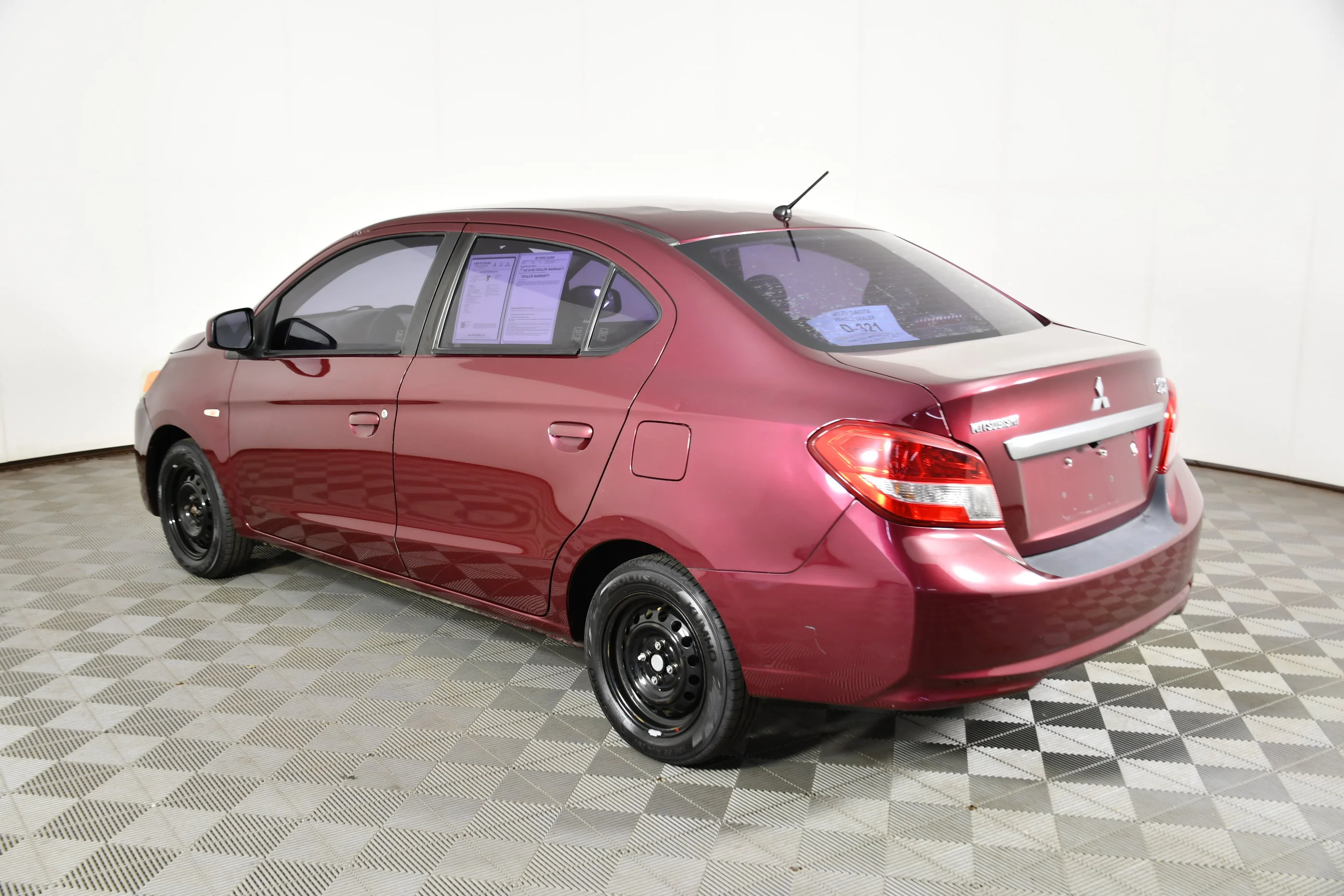 2017 Mitsubishi Mirage G4 ES - Photo 8
