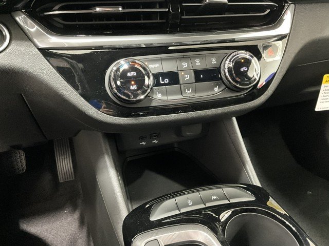 New 2026 Summit White Buick Sport Touring image 28