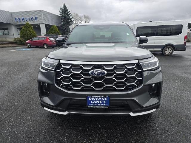 Used 2025 Gray Metallic Ford Platinum image 33