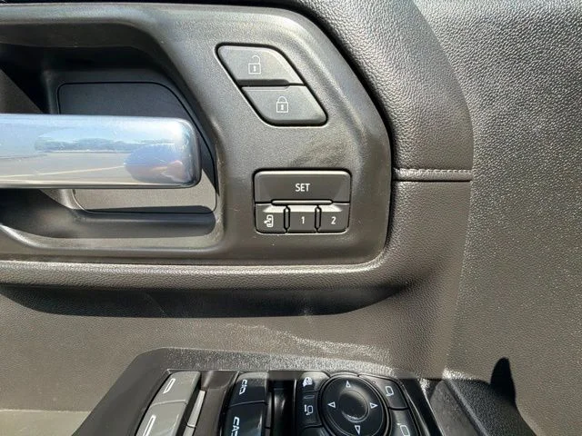 Used 2020 Black Chevrolet LTZ image 16