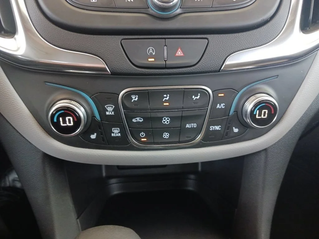 Used 2024 Summit White Chevrolet LT image 23
