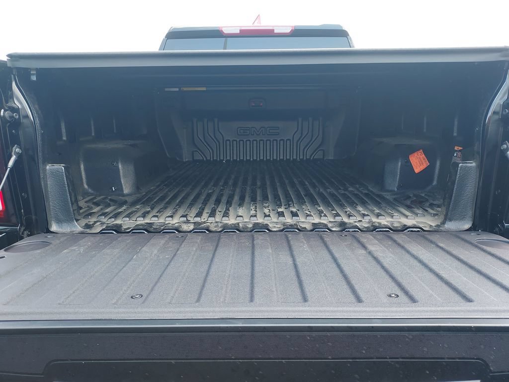 New 2026 Onyx Black GMC Elevation image 21