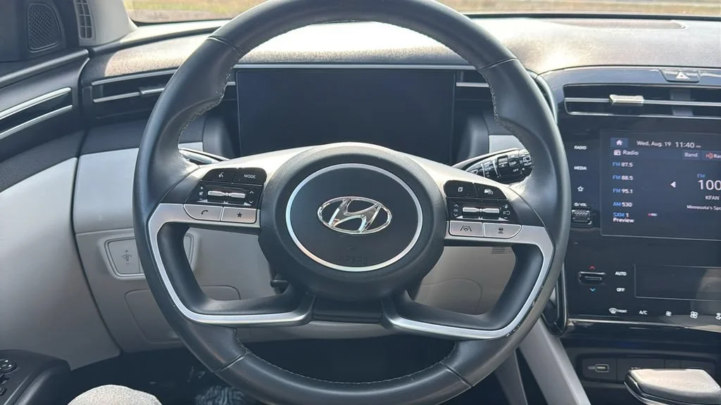 Used 2023 Blue Hyundai SEL image 24