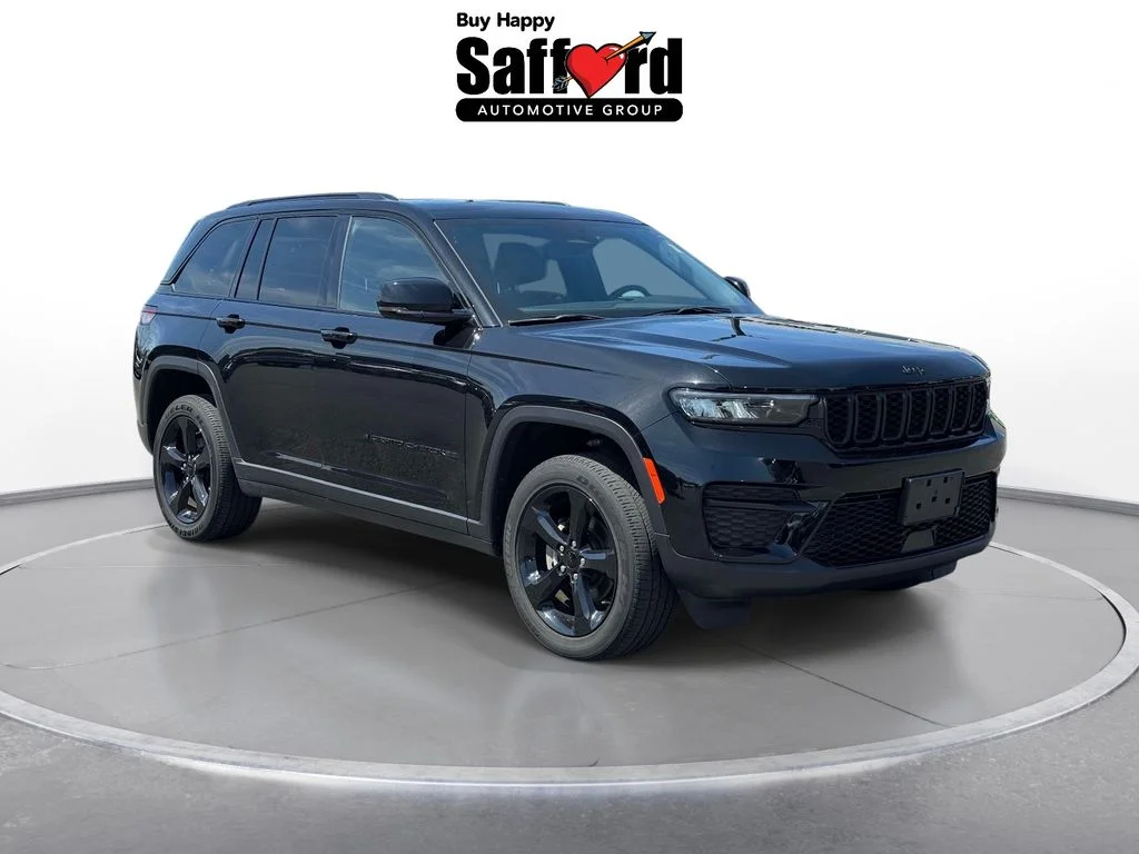 Used 2023 Black Jeep Altitude X image 10