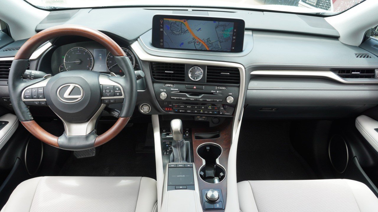 Used 2020 White Lexus RX 350 image 28