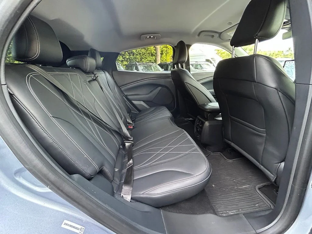 Used 2022 Ice Blue Ford Select image 28