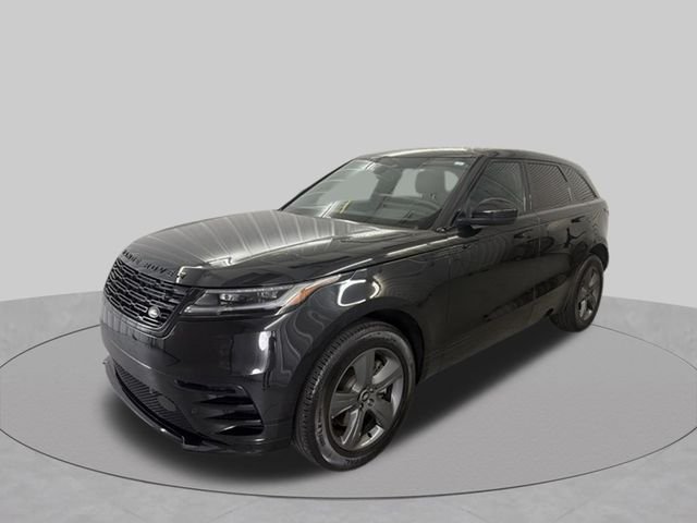Certified Used 2025 Black Land Rover Dynamic SE image 1