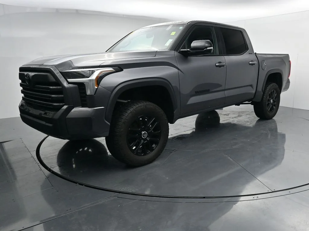 Used 2024 Gray Toyota Limited image 3