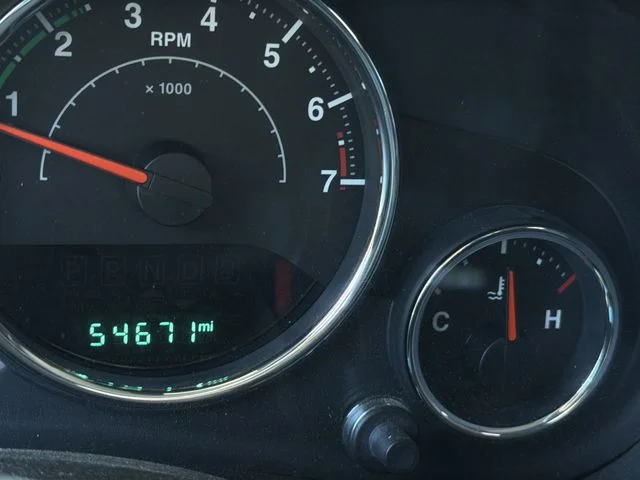 Used 2015 Silver Jeep Unlimited Rubicon image 22