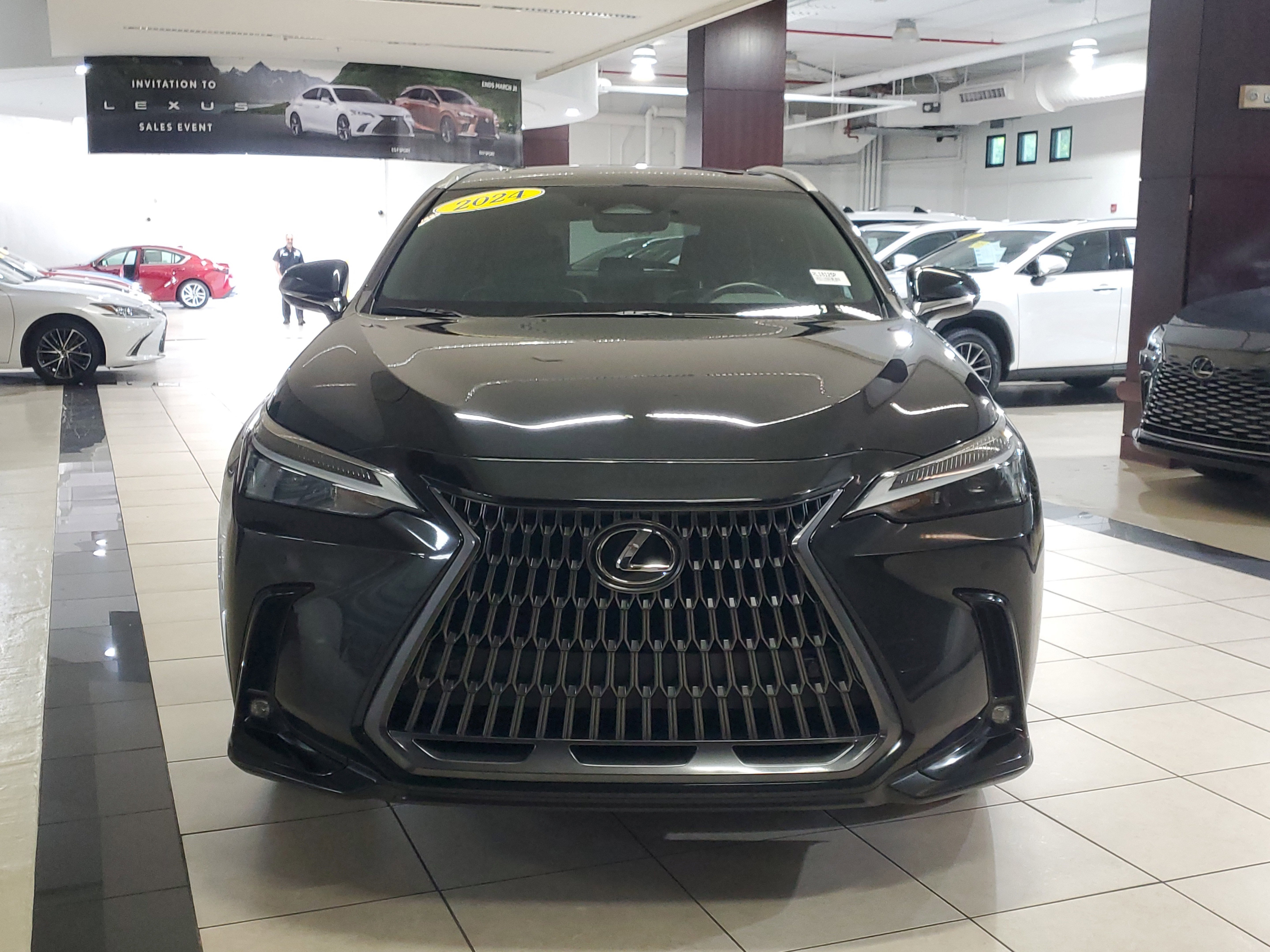 Used 2024  Lexus NX 250 Premium image 3