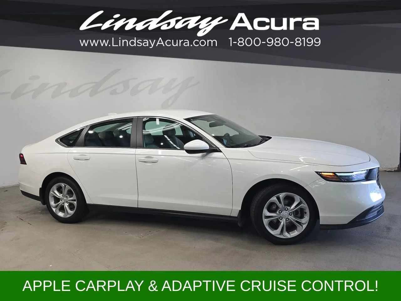 Used 2024 Platinum White Pearl Honda LX image 3