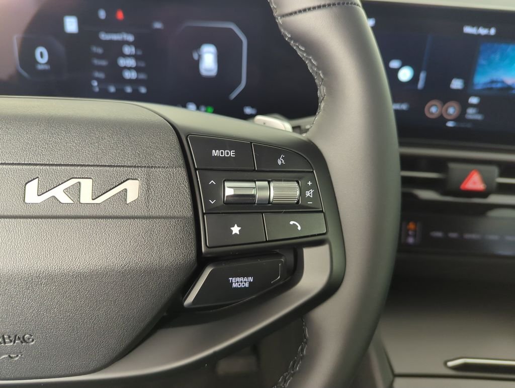 New 2026 Wolf Gray Kia SX-Prestige image 23