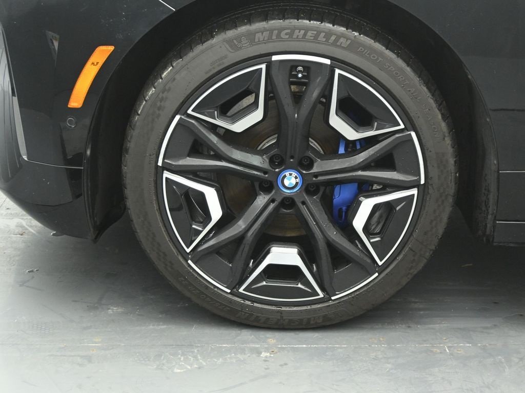 2023 BMW IX - Image 35