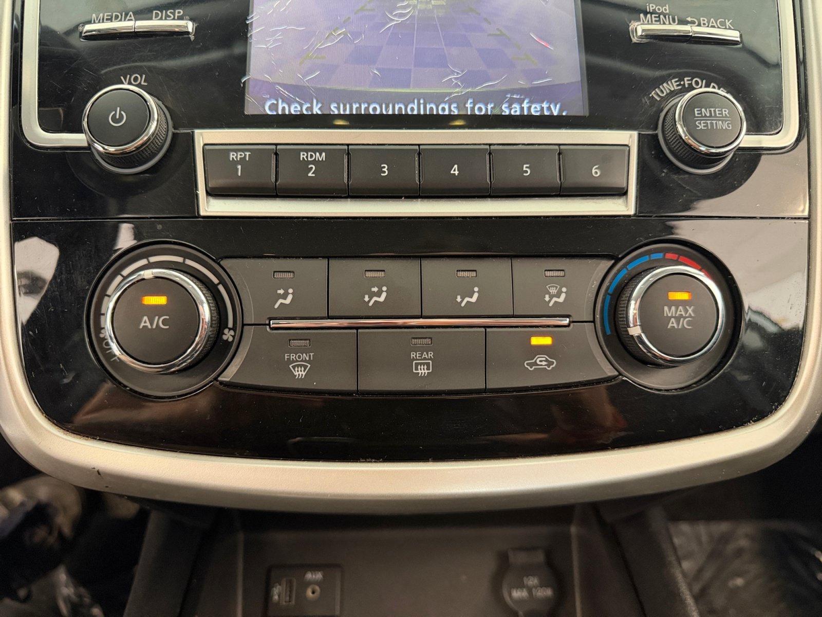 Used 2018 Pearl White Nissan 2.5 SR image 21