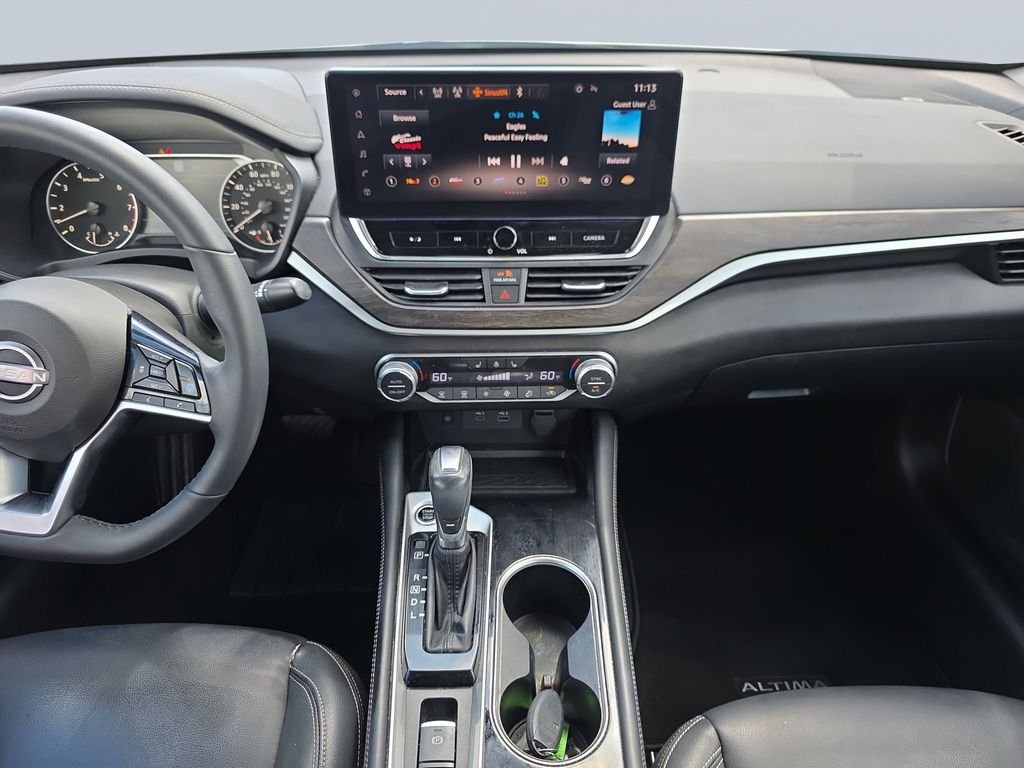 Used 2024 Pearl White Tricoat Nissan 2.5 SL image 13