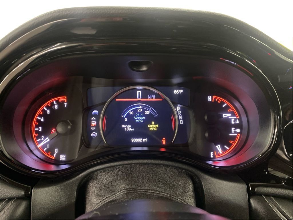 Used 2021 Gray Dodge SXT image 11