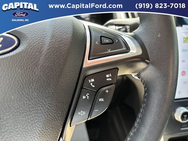 Used 2023 Black Ford SEL image 26