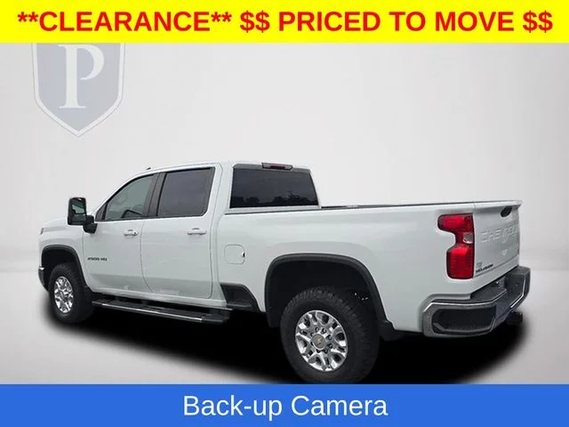 Used 2024 White Chevrolet LT image 11