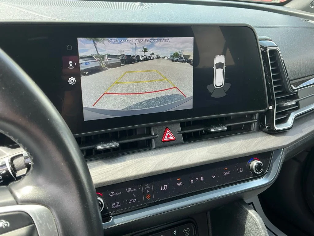 Used 2023 White Kia X-Line image 39