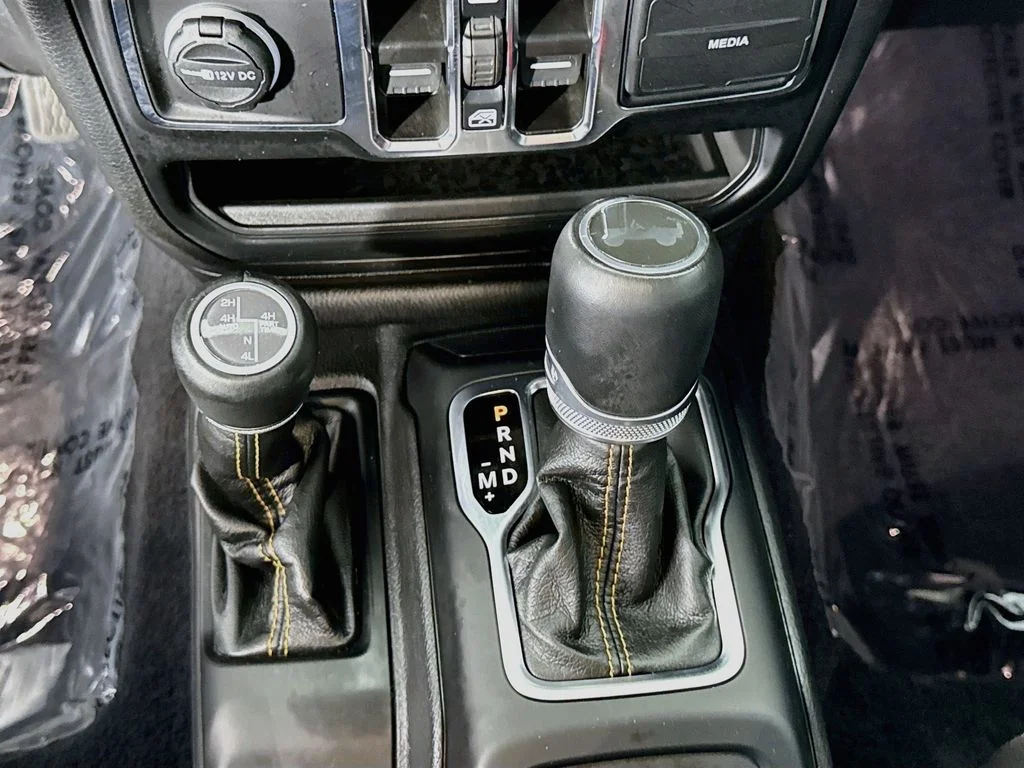 Used 2023 Gray Jeep Sahara 4xe image 17