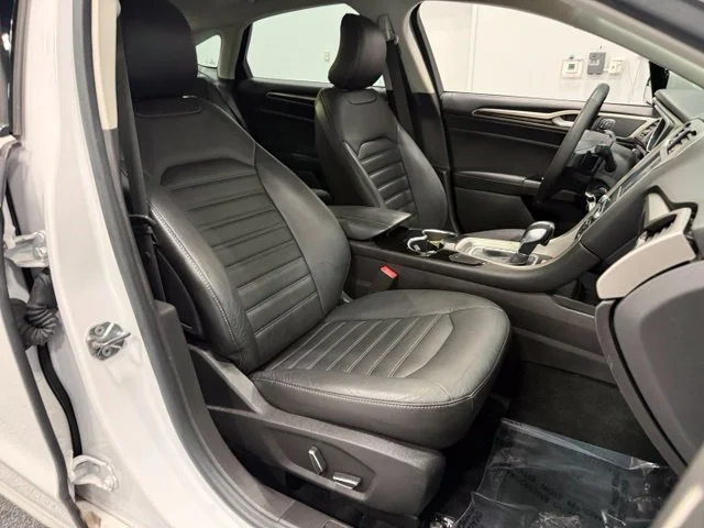 Used 2016 White Ford SE image 35