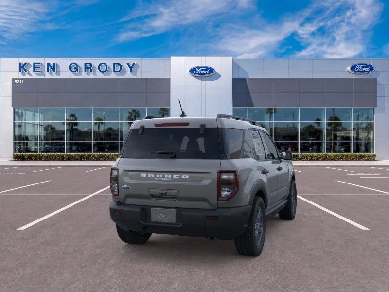 New 2026 Gray Ford Big Bend image 8