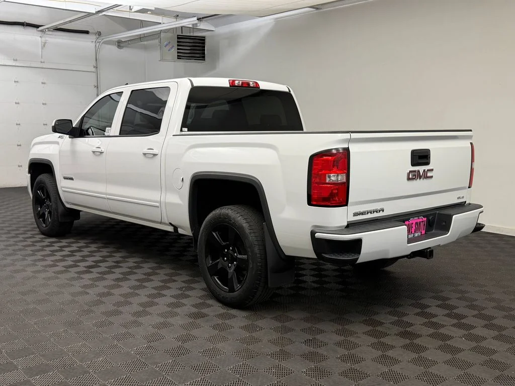 Used 2018 Summit White GMC SLE image 3