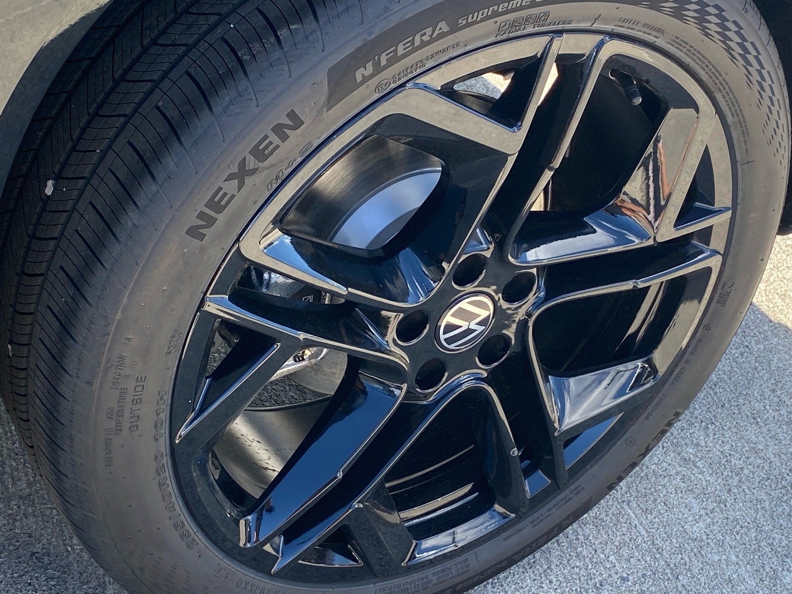 New 2026 Gray Volkswagen SE R-Line Black image 12