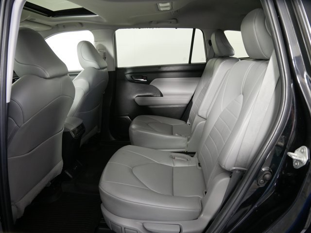Used 2023 Midnight Black Metallic Toyota XLE image 13