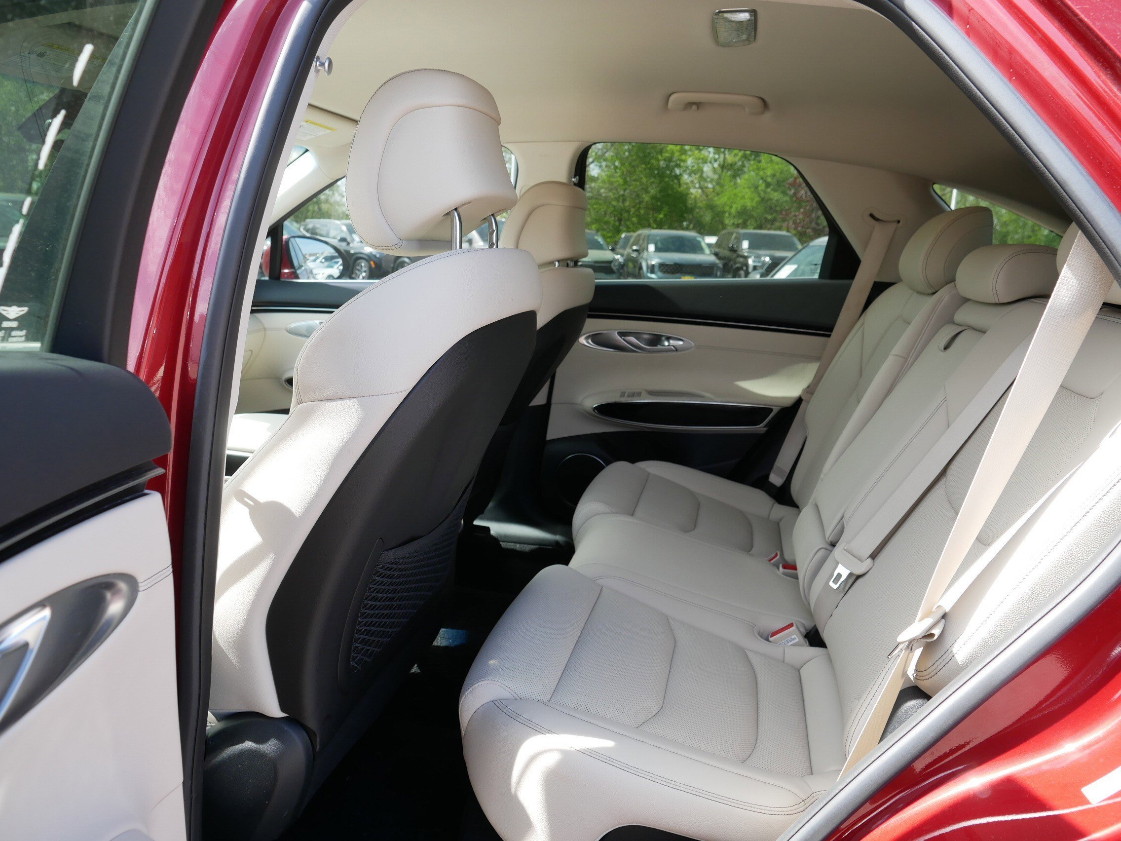 2022 GENESIS GV70 Standard - Photo 34