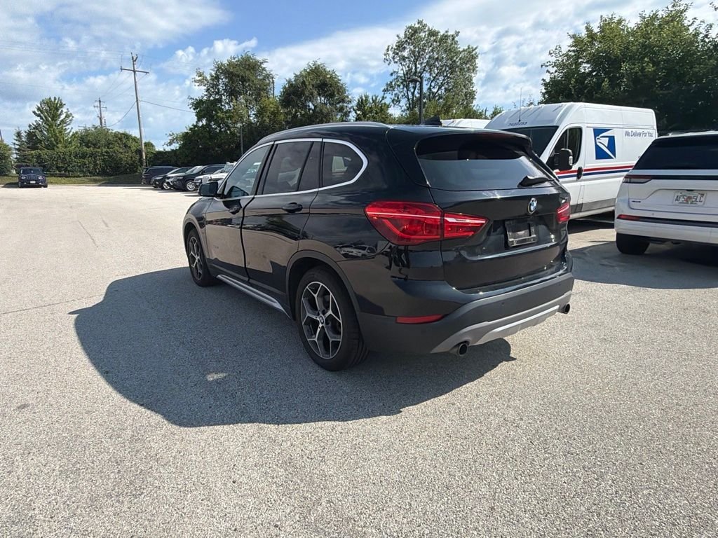 Used 2016 Black BMW xDrive28i image 3