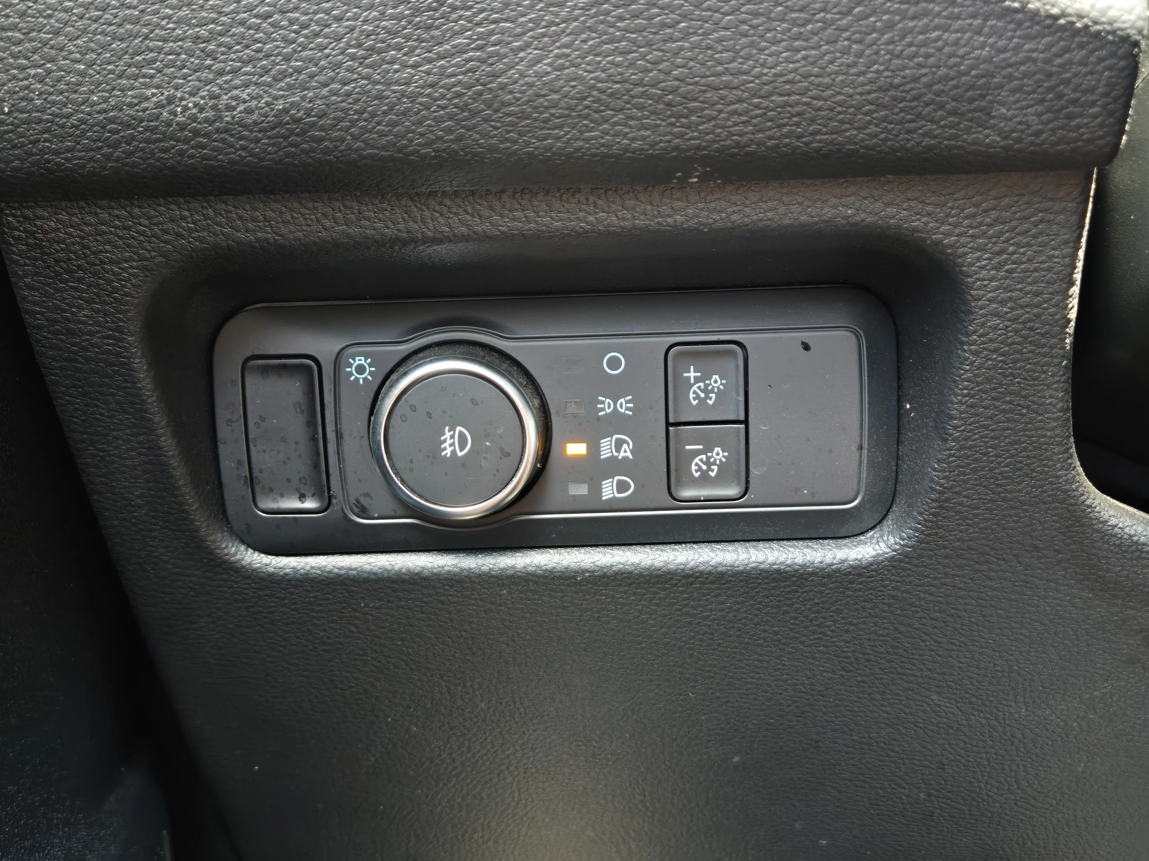 Used 2025 Oxford White Ford XL image 22