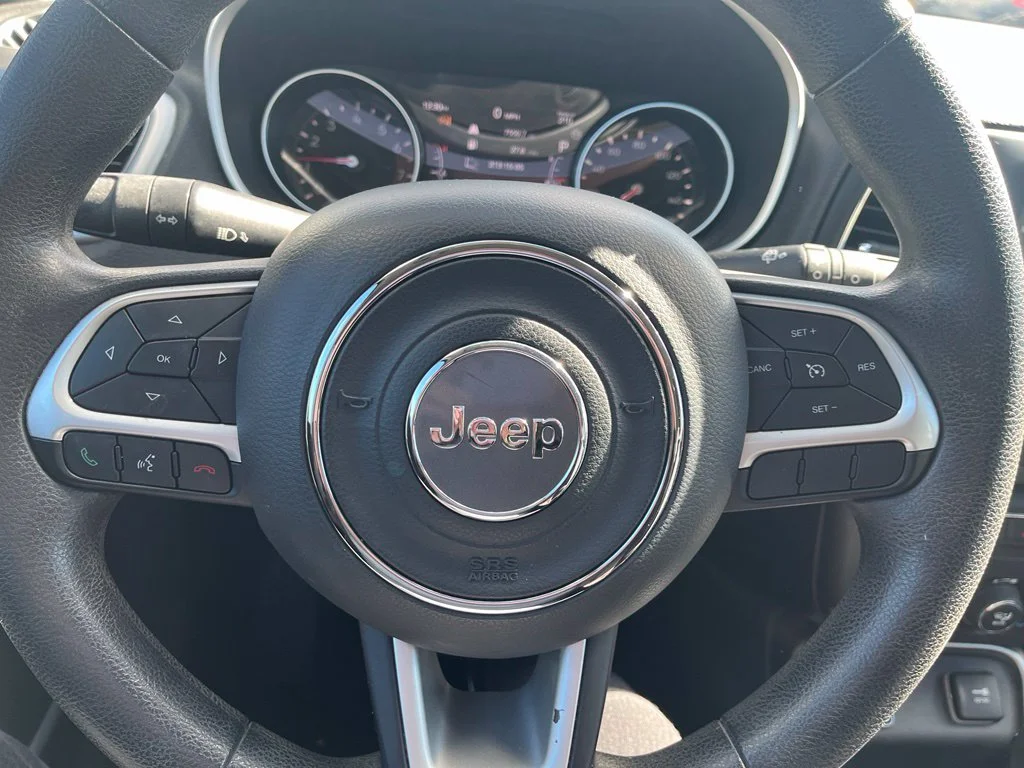 Used 2019 White Jeep Sport image 12
