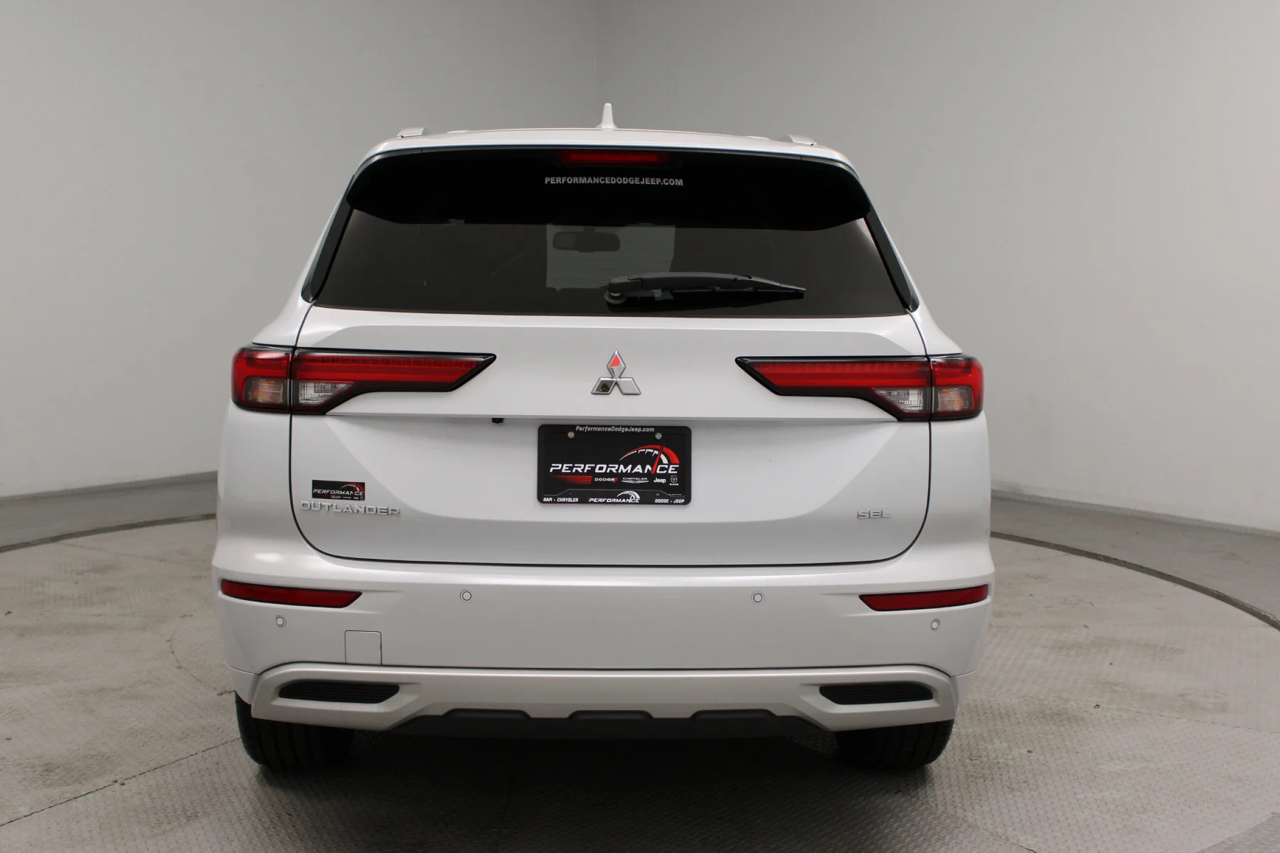 Used 2023 White DIAMOND Mitsubishi SEL 2.5 2WD image 17