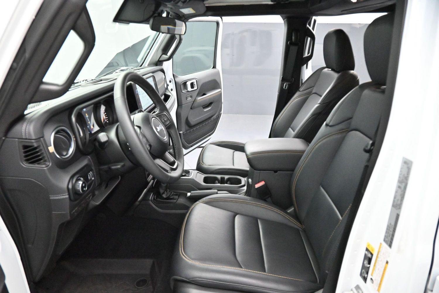 Used 2025 White Jeep High Tide image 11