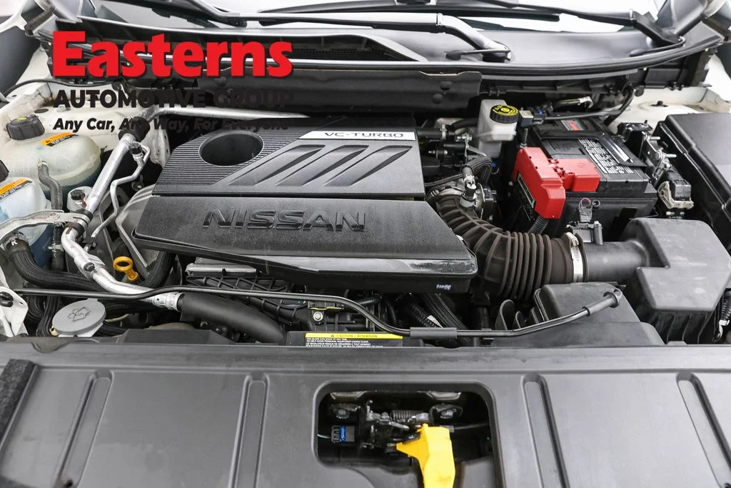 Used 2023 White Nissan S image 7