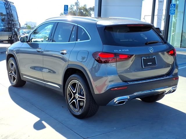 New 2026 Gray Mercedes-Benz GLA 250 image 21