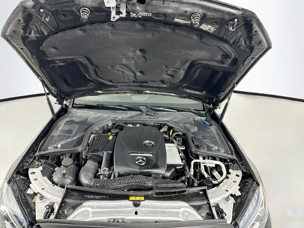 Used 2017  Mercedes-Benz C 300 image 29