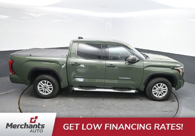 Used 2022 Green Toyota SR5 image 29
